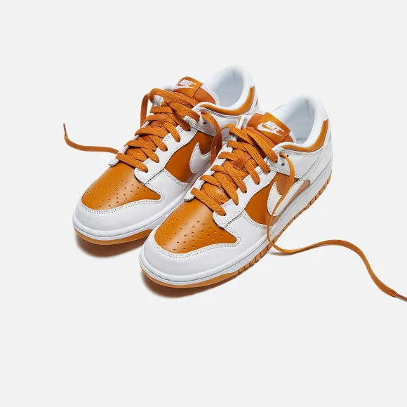 Dunk Low Retro