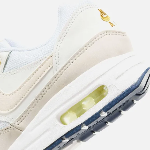 Grade School Air Max 1
