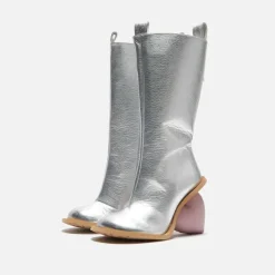 Love Boot