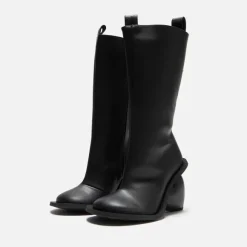 Love Boot