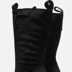 Love Boot
