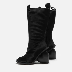 Love Boot