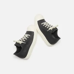 Low Top Sneakers