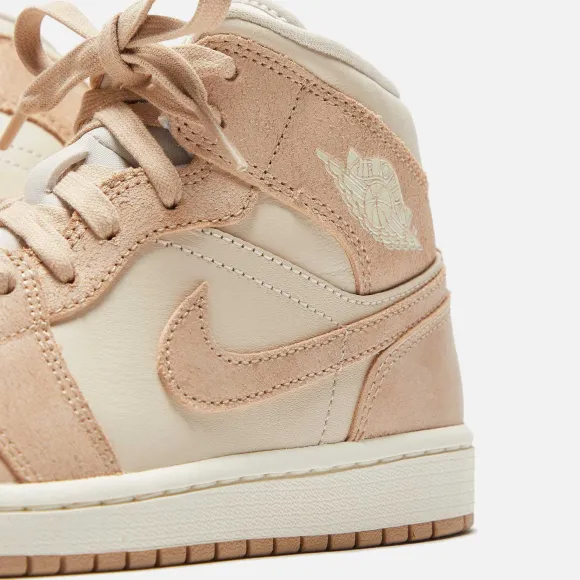 Nike Air 1 Mid Se