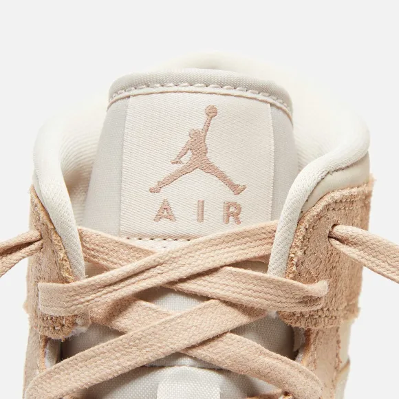 Nike Air 1 Mid Se