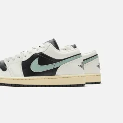 Nike Wmns Air 1 Low