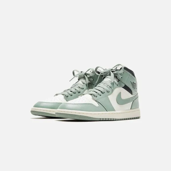Nike Wmns Air 1 Mid