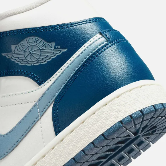 Nike Wmns Air 1 Mid