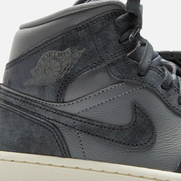Nike Wmns Air 1 Mid Se