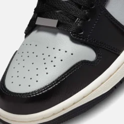 Nike Wmns Air 1 Mid Se