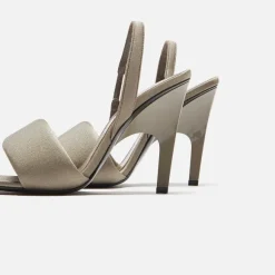 Rem Sandal