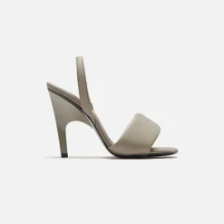 Rem Sandal