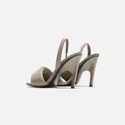 Rem Sandal