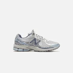 860V2