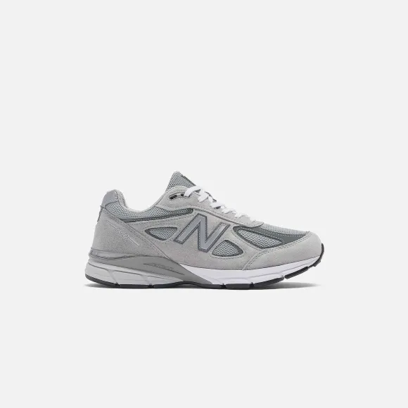990V4