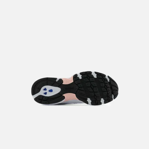 Wmns 530