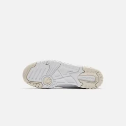 Wmns 550