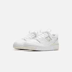 Wmns 550