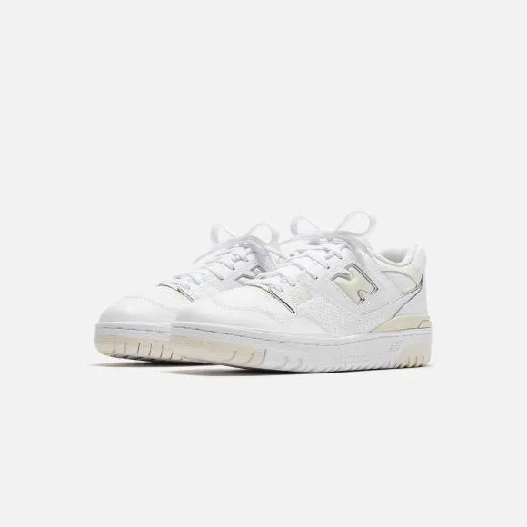 Wmns 550