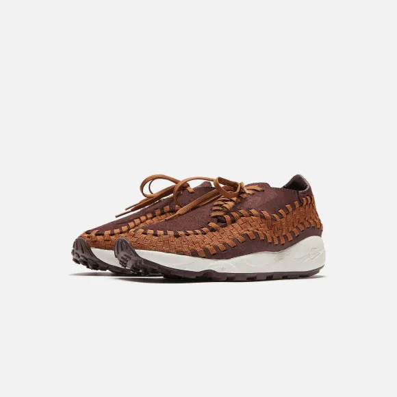 Wmns Air Footscape Woven