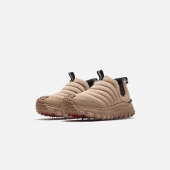 Wmns Apres Trail Low Top Sneakers