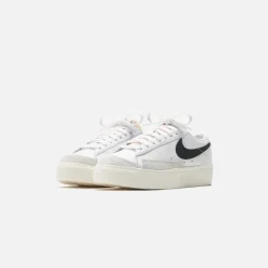 Wmns Blazer Low Platform