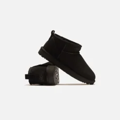 Wmns Classic Ultra Mini