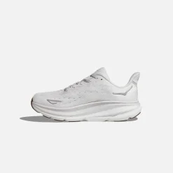Wmns Clifton 9