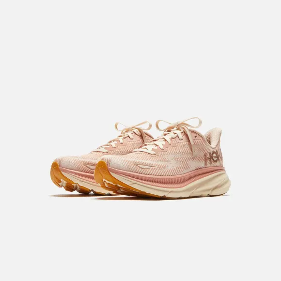 Wmns Clifton 9