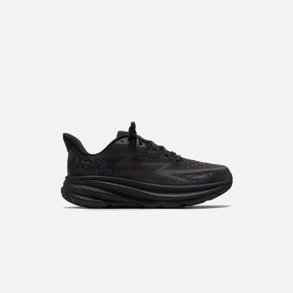 Wmns Clifton 9