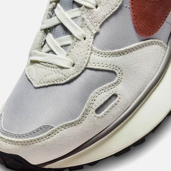 Wmns Phoenix Waffle