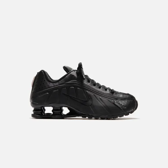 Wmns Shox R4