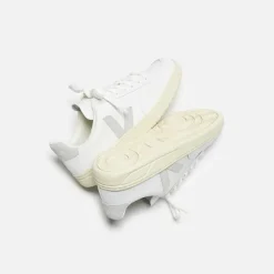 Wmns V-12