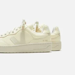 Wmns V-90