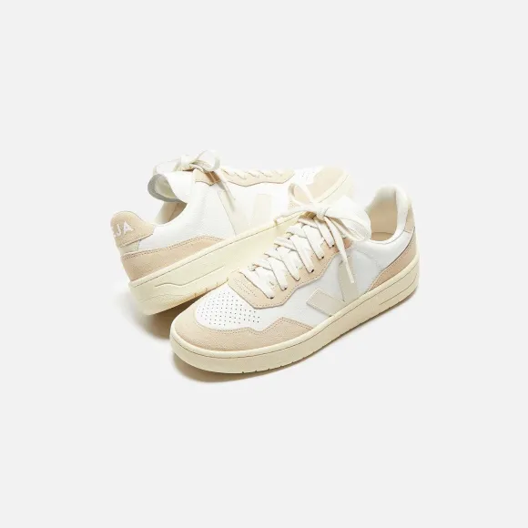 Wmns V-90