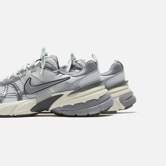 Wmns V2K Run