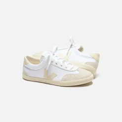 Wmns Volley